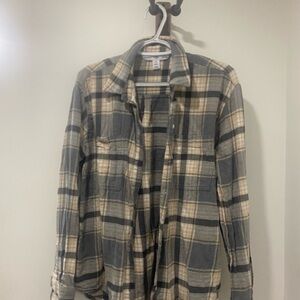 Old Navy The Boyfriend Checkered Shirt in Gray and Cream Plaid Size Medium Tall